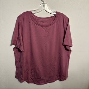 NWT: Universal Standard Crewneck Cap Sleeve Tee size 18-20 (M)